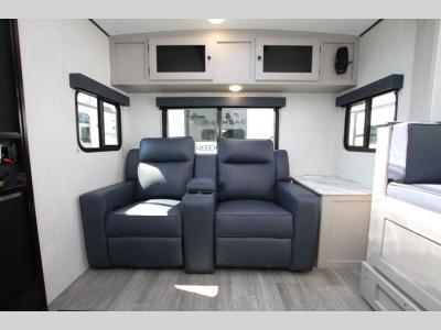 Coachmen RV - Apex Nano 221 rls - offgrid- stargazer - Primo RV Centre - Ottawa's #1 RV Dealer