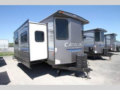 Coachmen RV - Catalina Destination 39 MKTS - Primo Trailer Sales - Ottawa's #1 RV Dealer