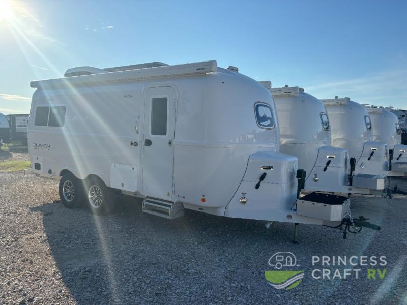 New 2025 Oliver Travel Trailers Legacy Elite ll Twin Bed