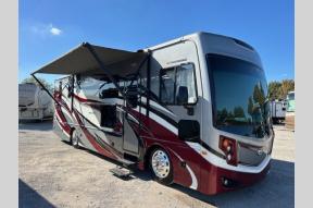 Used 2017 Fleetwood RV Pace Arrow 33D Photo