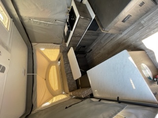 Deluxe Pop-Up Camper
