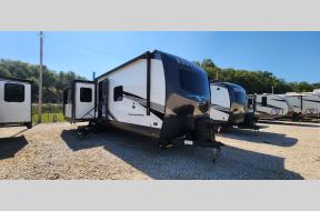 New 2024 Forest River RV Rockwood Signature 8337RL Photo