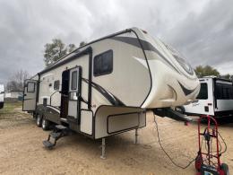 Used 2016 CrossRoads RV ReZerve RFZ31BH Photo
