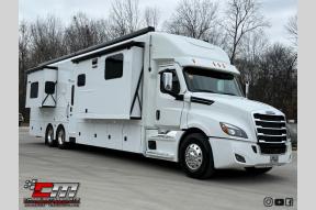 Used 2024 ShowHauler Motorhome 45' Photo