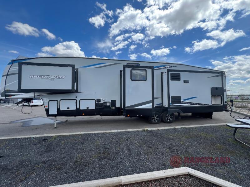 Used 2021 Forest River RV Cherokee Arctic Wolf Suite 3880