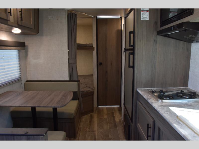 2021 Gulf Stream Enlighten 25BH Interior Layout