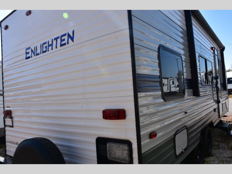 2021 Gulf Stream Enlighten 25BH Rear Exterior