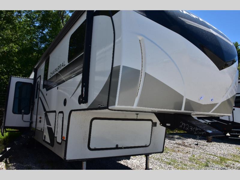 2022 Coachmen Chaparral 373MBRB