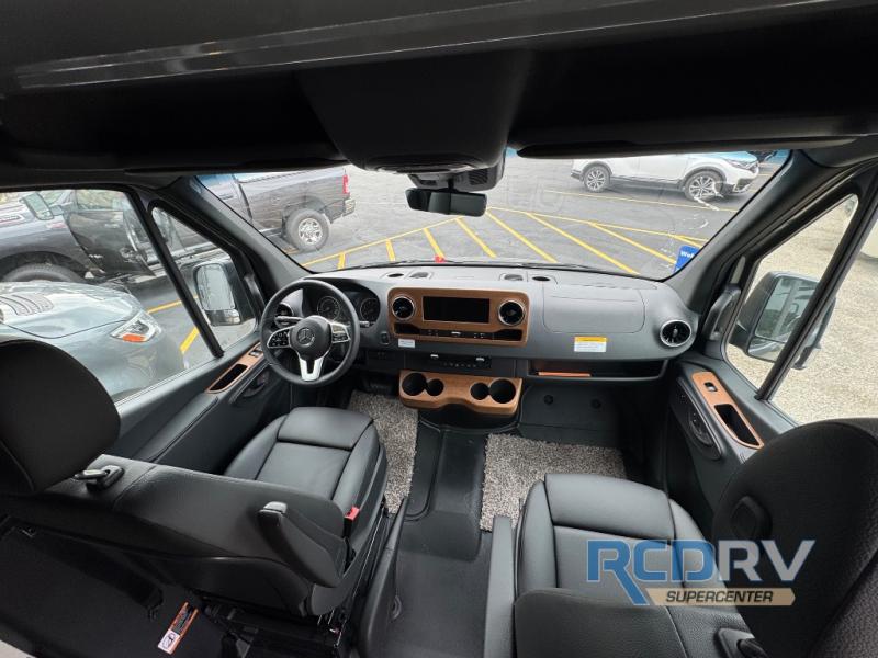 Revel/44E/2026 image-3