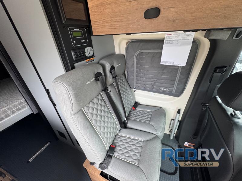 Revel/44E/2026 image-4