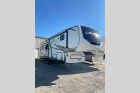 Used 2023 CrossRoads RV Cruiser Aire CR31SI Photo