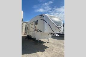 Used 2011 Palomino Sabre 31RETS Photo