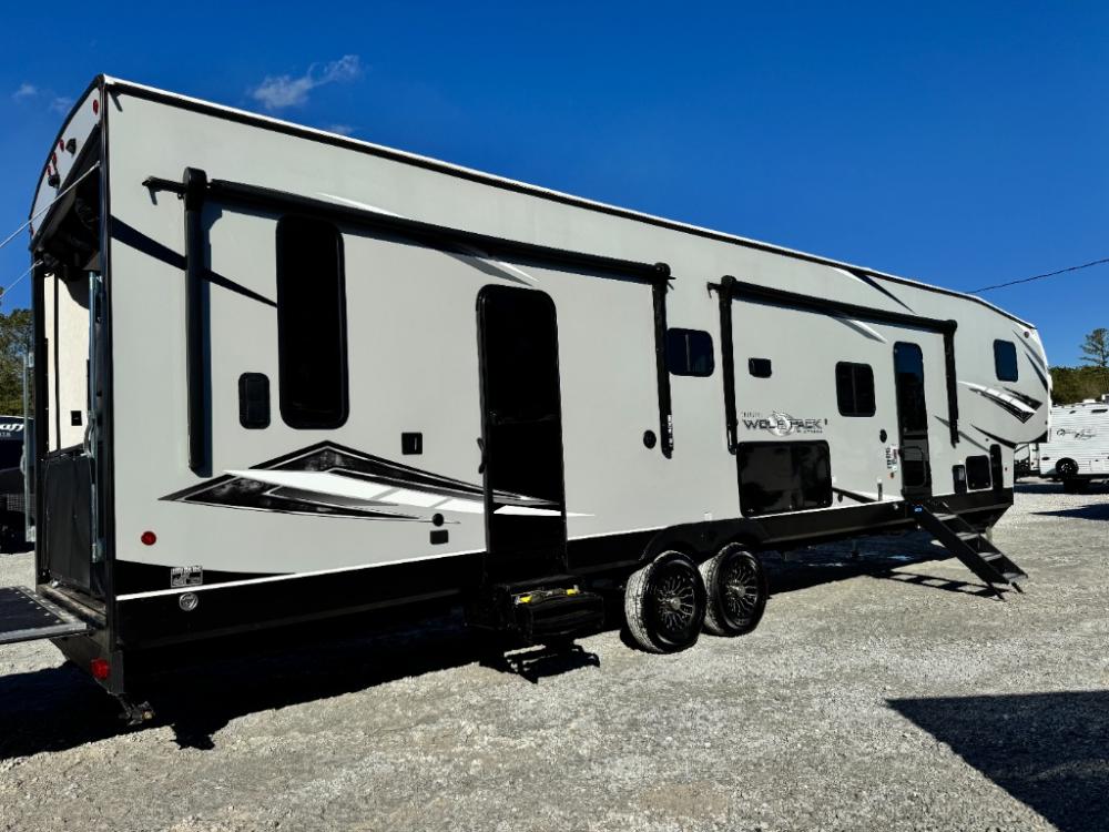 2022 Forest River Cherokee Wolf Pack 365PACK16 toy hauler fifth wheel