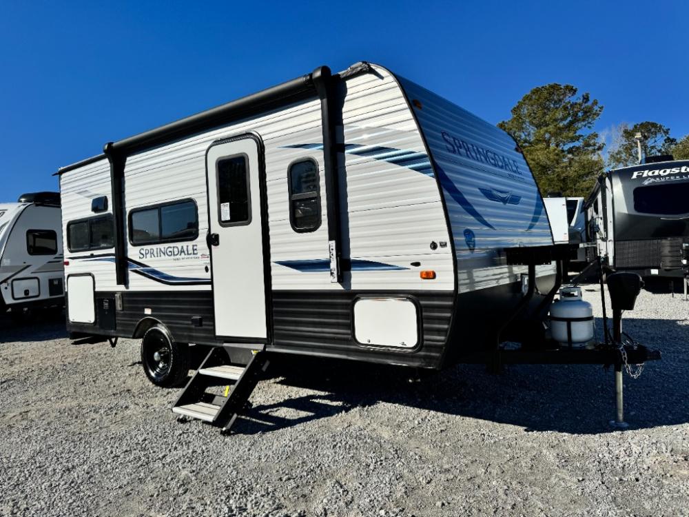 2021 Keystone Springdale Mini travel trailer 1740RK