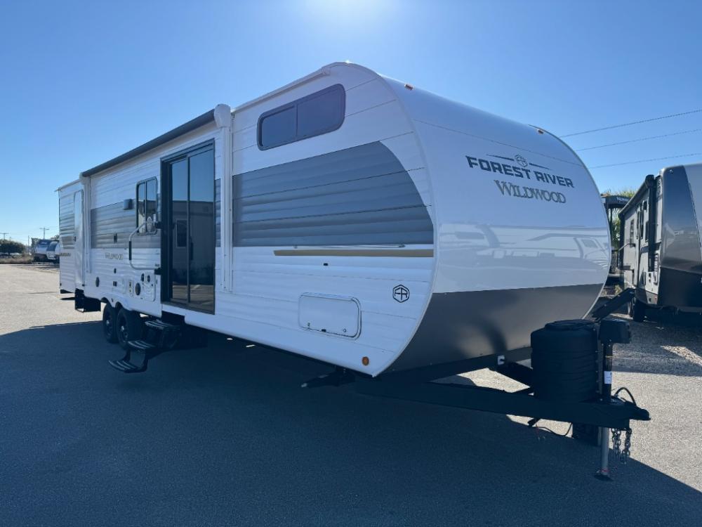 Brand New 2025 Forest River Wildwood travel trailer 36VBDS