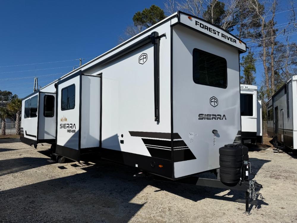 2025 Sierra Destination Trailers 395MMG