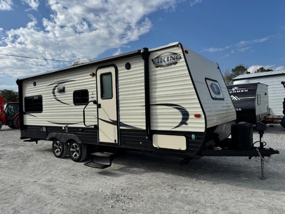 2018 Coachmen Viking Ultra-Lite travel trailer 21RD