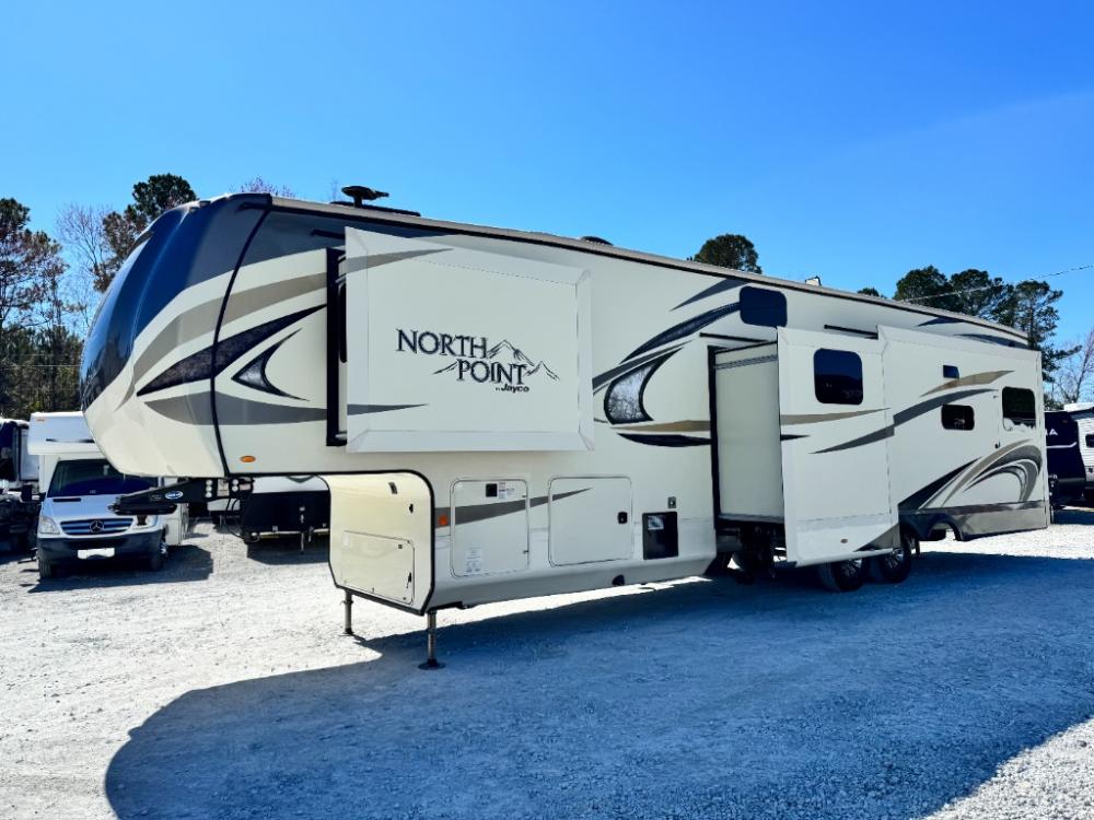 2020 Jayco North Point fifth wheel 377RLBH