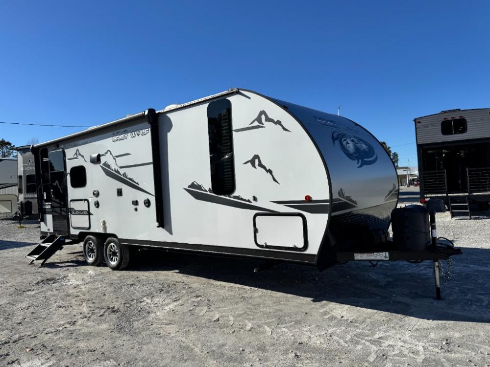 2022 Forest River Cherokee Grey Wolf Black Label travel trailer 23MKBL