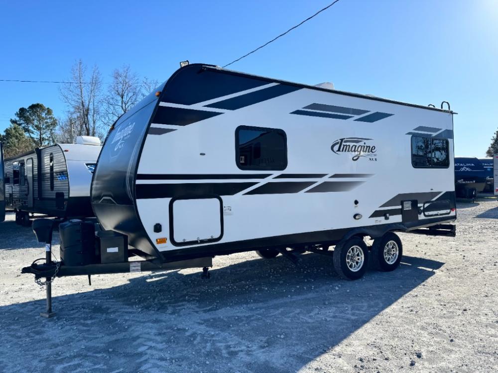2019 Grand Design Imagine XLS 19RLE travel trailer