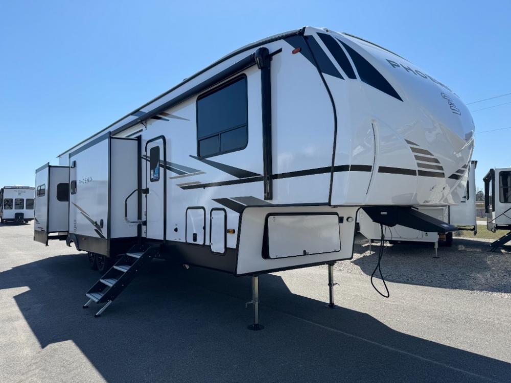 2025 Shasta RVS Phoenix fifth wheel 370BAF