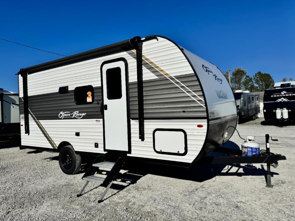 2025 Highland Ridge Open Range Conventional travel trailer 19BH