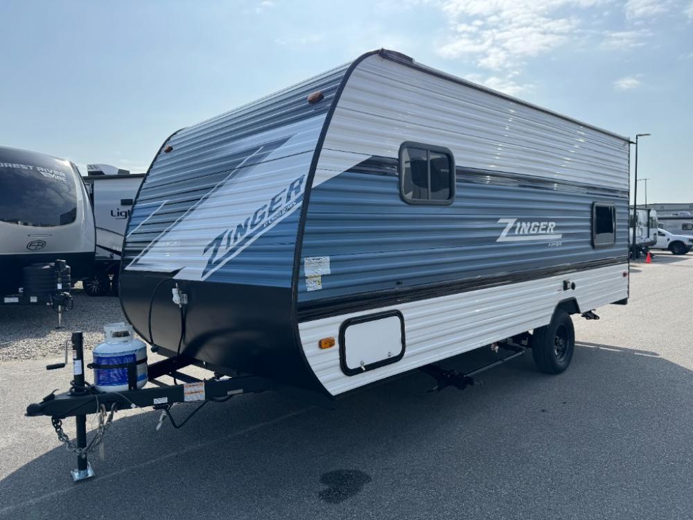 2025 CrossRoads RV Zinger Lite travel trailer 18QB