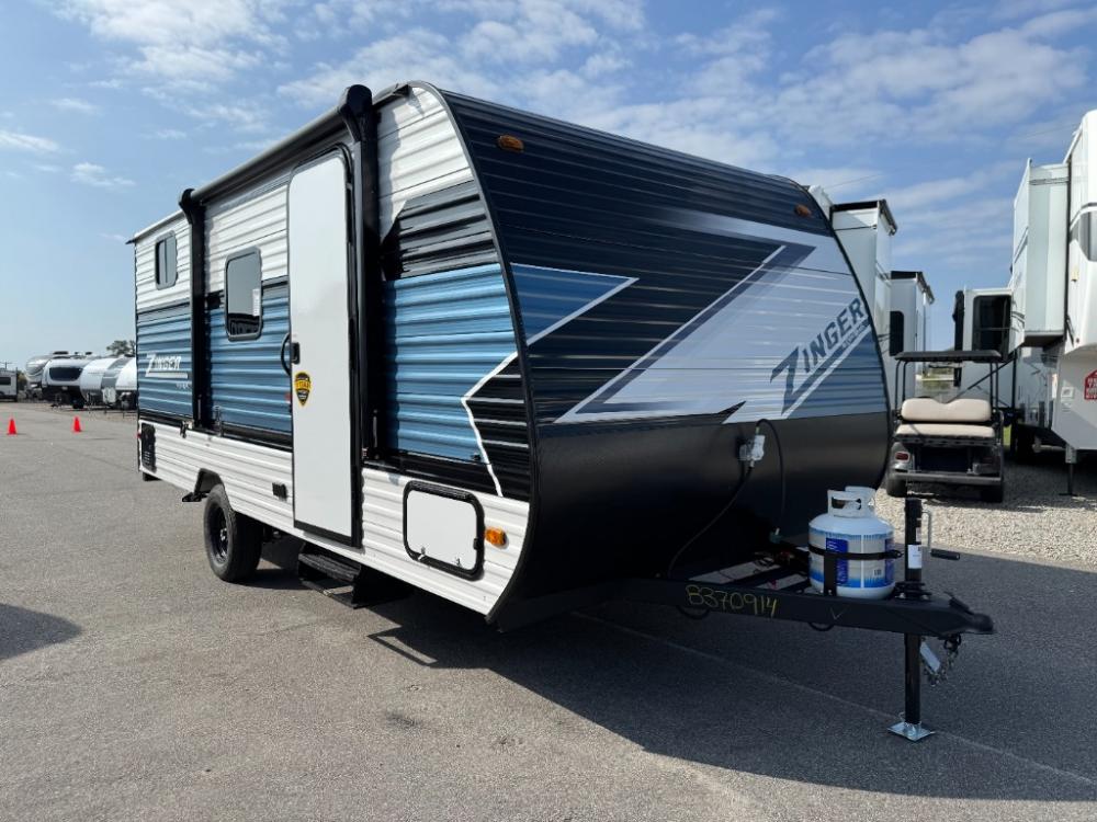 2025 CrossRoads RV Zinger Lite travel trailer 18QB