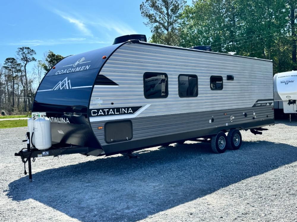 2025 Coachmen RV Catalina Summit Series 8 travel trailer 261BH