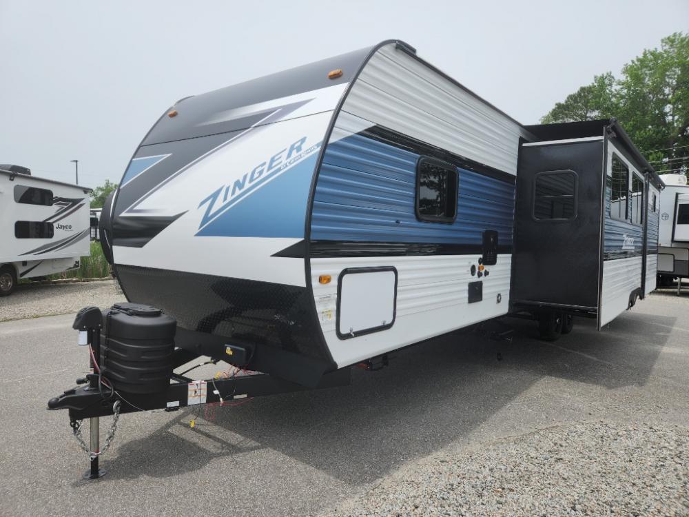 2025 CrossRoads Zinger travel trailer 331BH