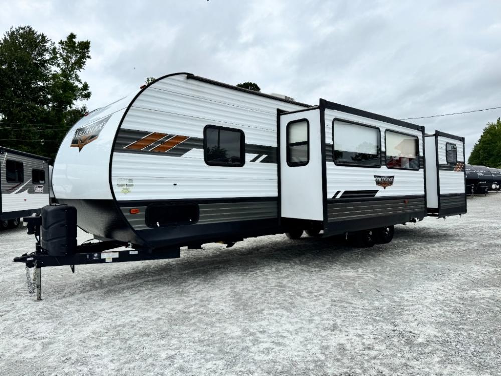 2021 Forest River Wildwood travel trailer 31KQBTS