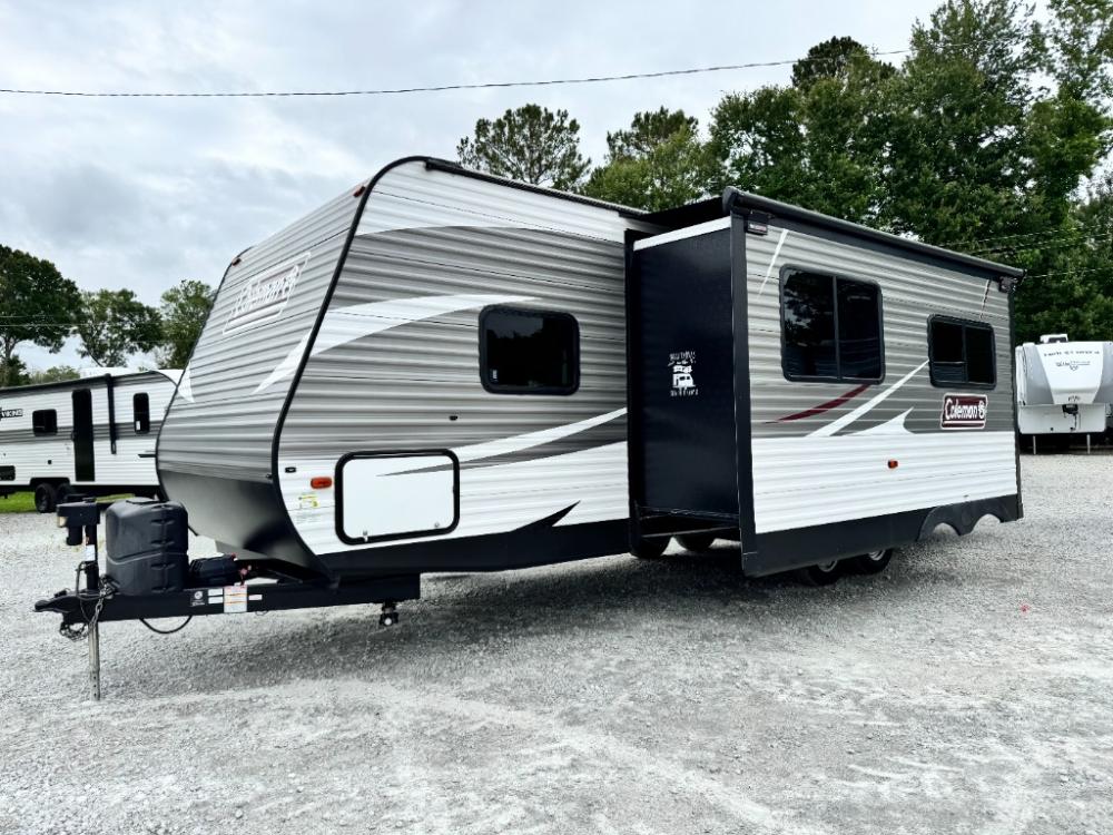 2019 Dutchmen Coleman Lantern Series 295QB travel trailer