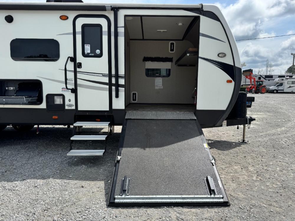 2018 Outback front side toy hauler travel trailer 324CG