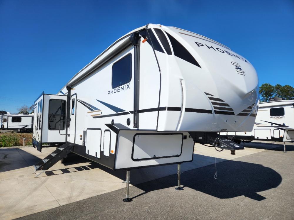 2024 Shasta RVs Phoenix fifth wheel 373MBRB