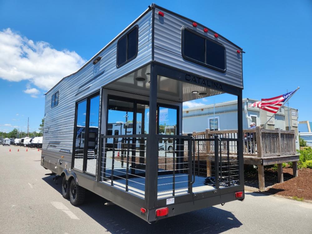 2024 Coachmen Catalina Destination Series 18RDL destination trailer