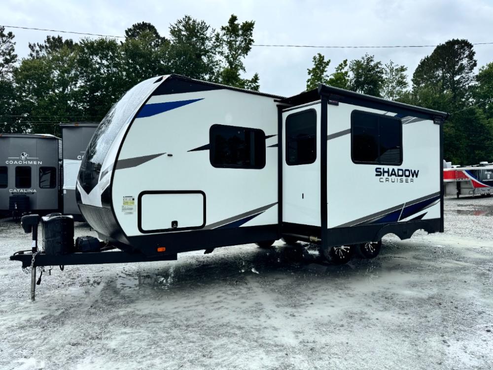 2022 Cruiser Shadow Cruiser travel trailer 225RBS