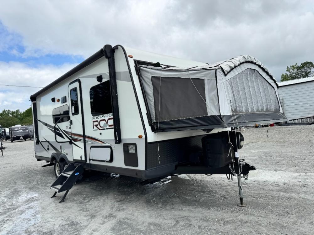 2021 Forest River Rockwood Roo expandable 233S