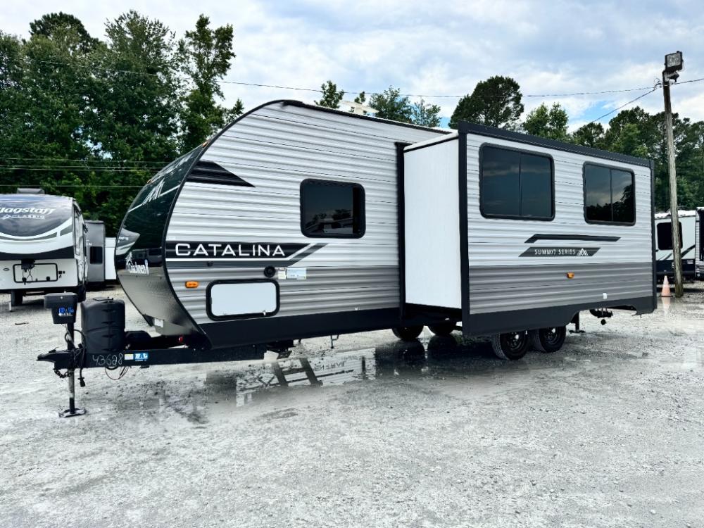 2024 Coachmen RV Catalina Summit Series 8 travel trailer 261BHS