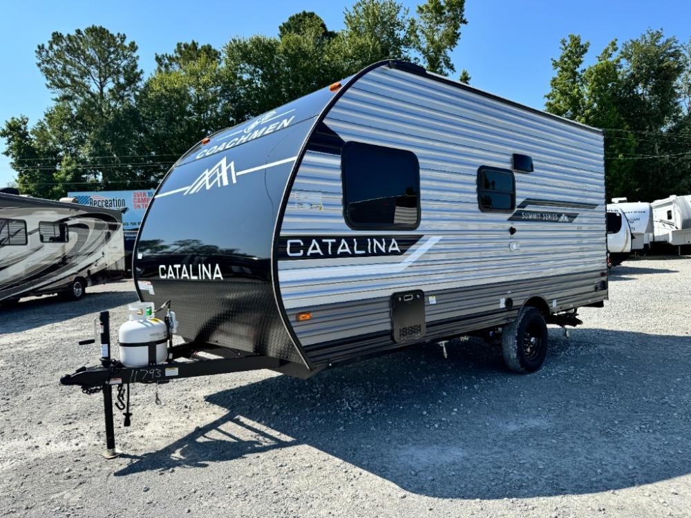 2025 Catalina Summit Series 7 travel trailer 154RBX