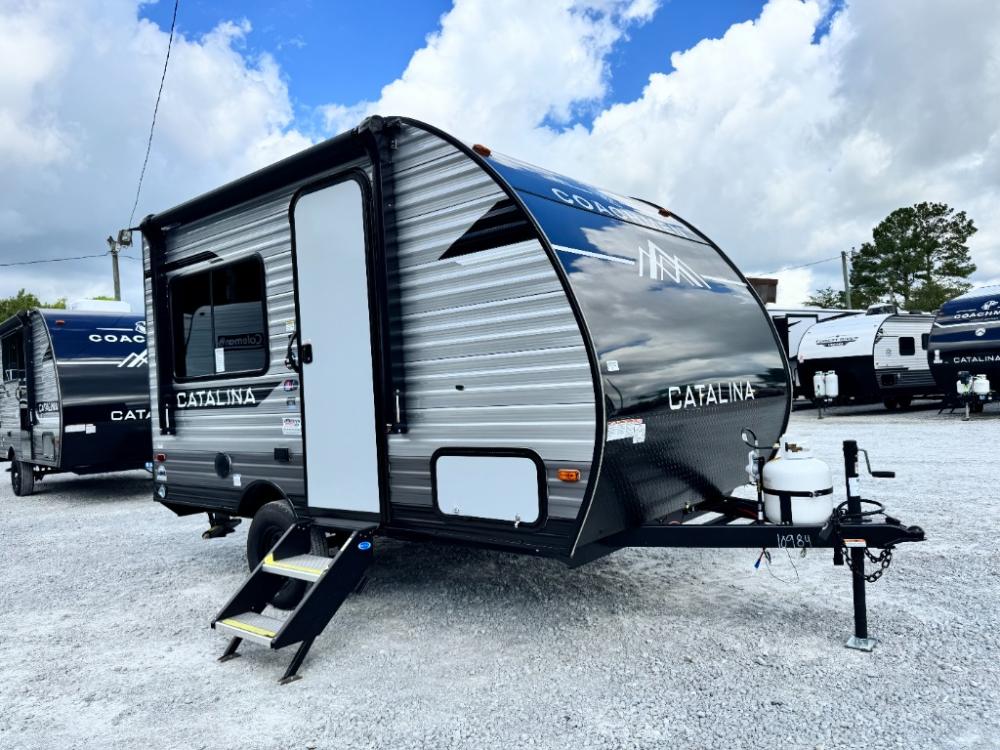 2025 Catalina Summit Series 7 travel trailer 134RDX