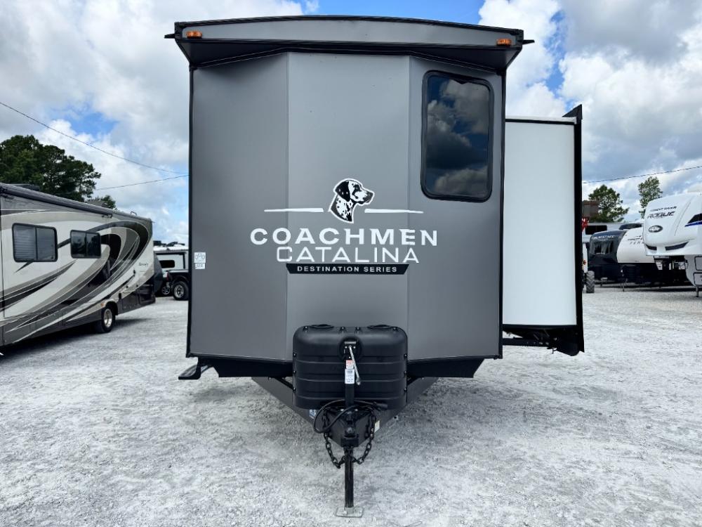 2025 Coachmen Catalina Destination Series destination trailer 40BHTS2Q