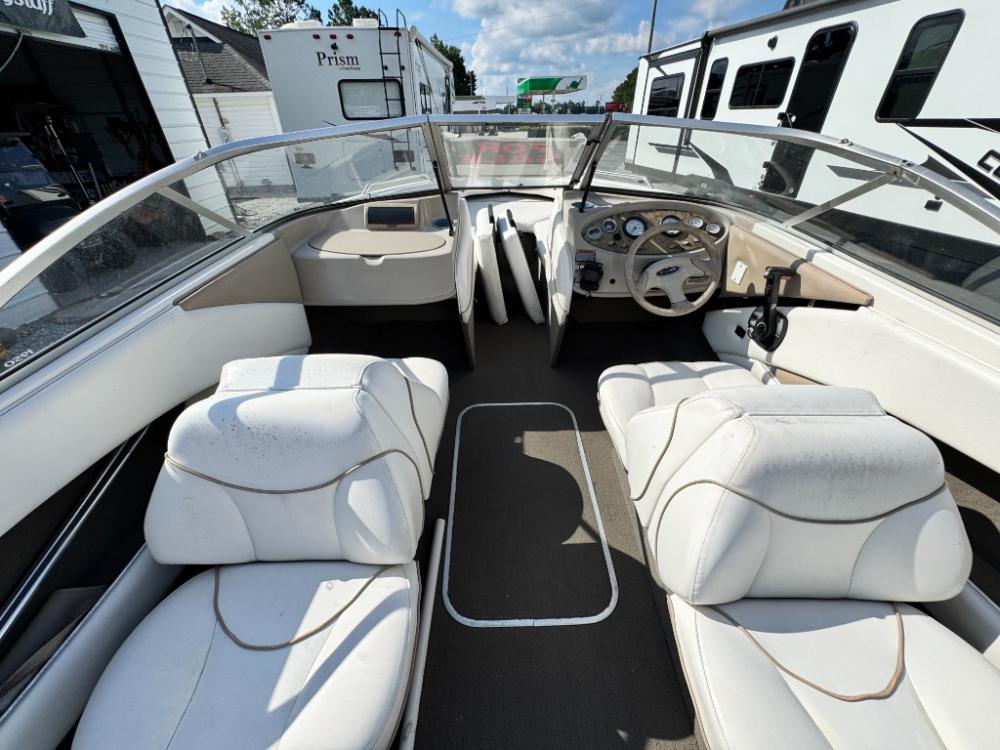 1999 Bayliner Capri 20