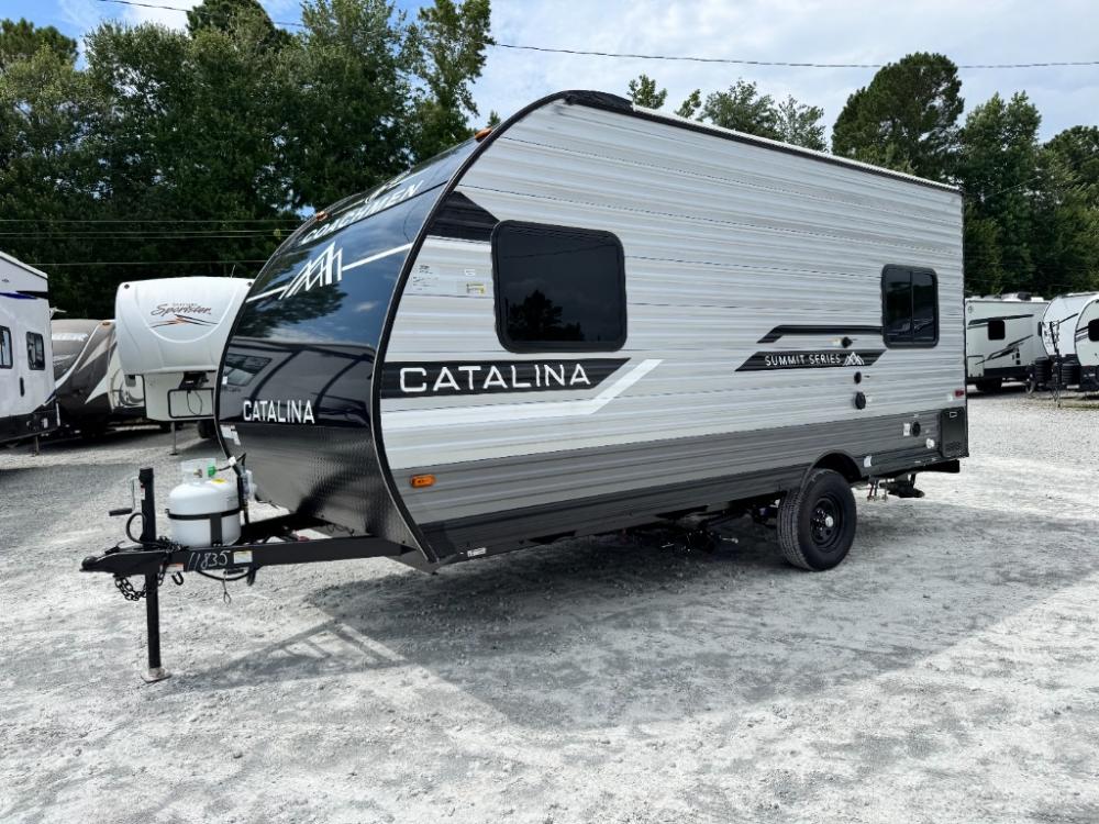 2025 Catalina Summit Series 7 travel trailer 154RDX