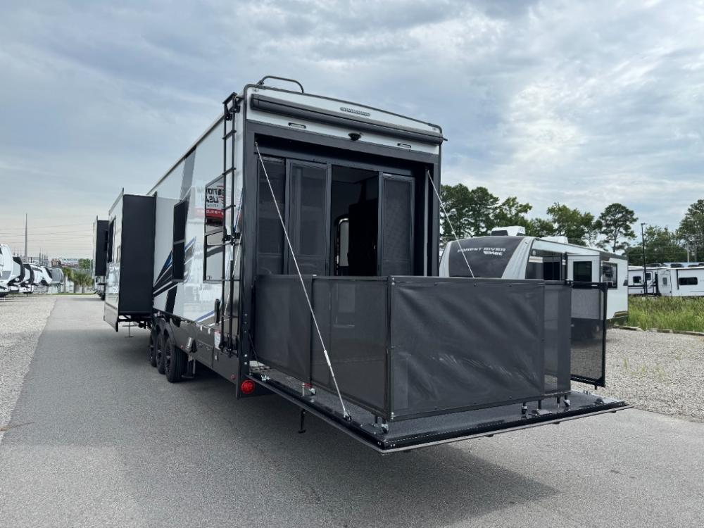 2025 Keystone RV Fuzion toy hauler 432