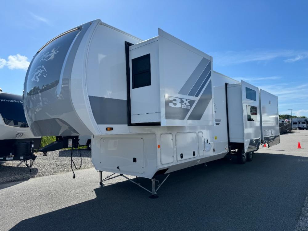 2026 Highland Ridge RV Open Range 3X fifth wheel 372MBH