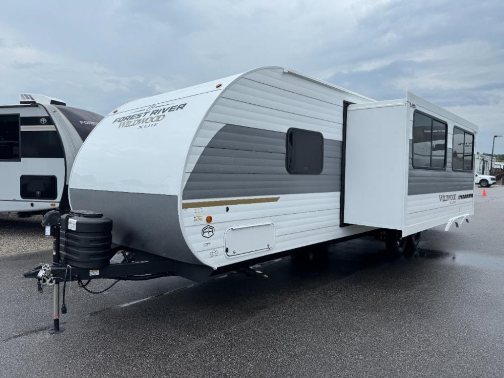 2026 Forest River Wildwood X-Lite travel trailer 28VBXL