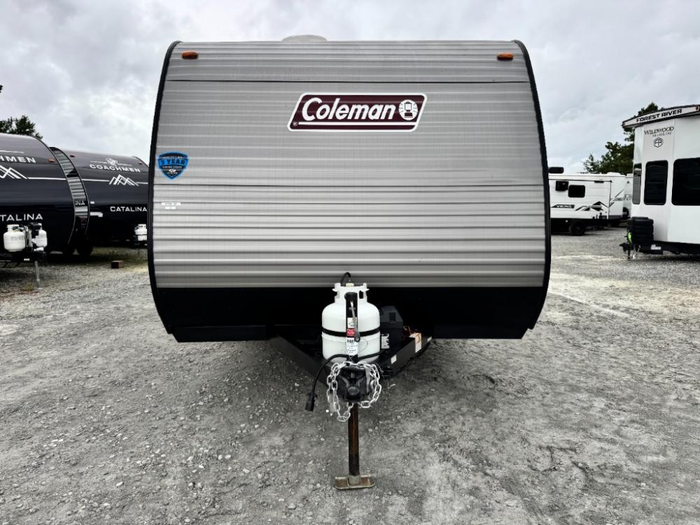 2024 Dutchmen Coleman travel trailer 17R