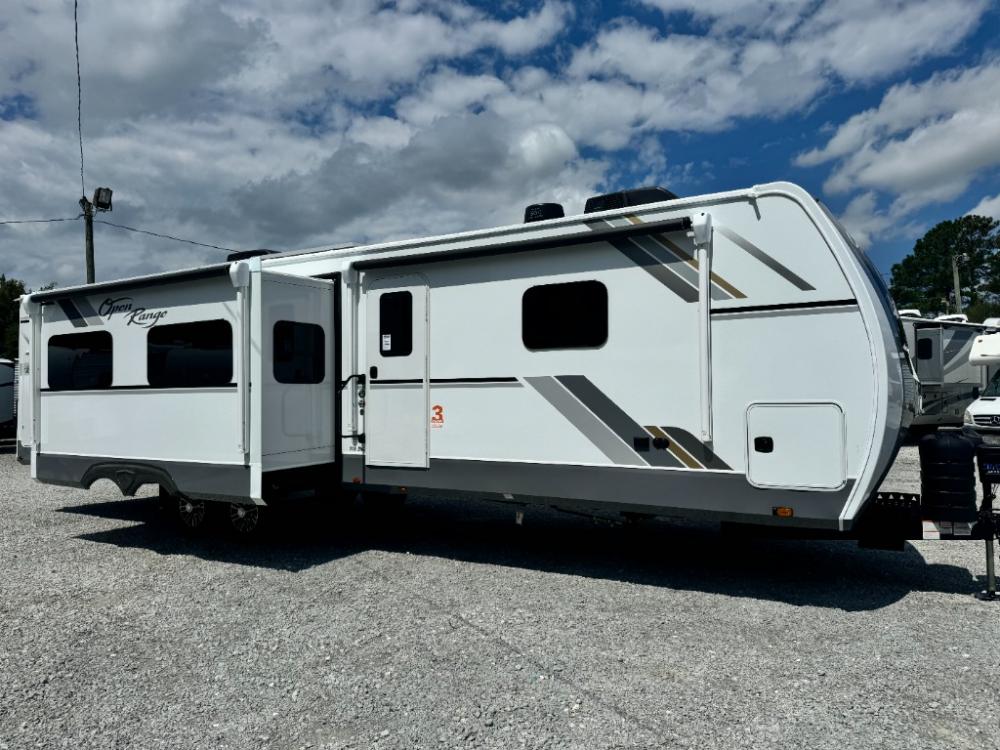 2025 Jayco Highland Ridge Open Range travel trailer 338BHS