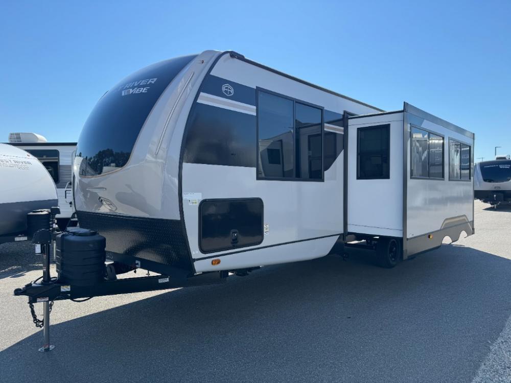 Brand New 2025 Forest River Vibe travel trailer 2600RB