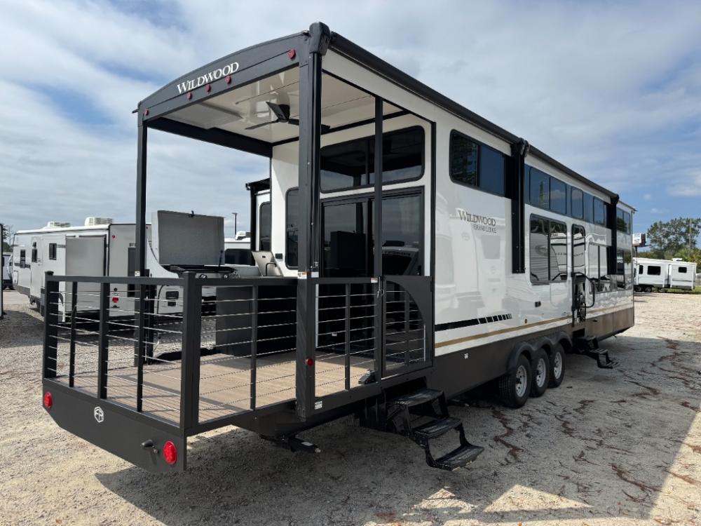 Brand New 2025 Forest River Wildwood Grand Lodge destination trailer 42VERANDA